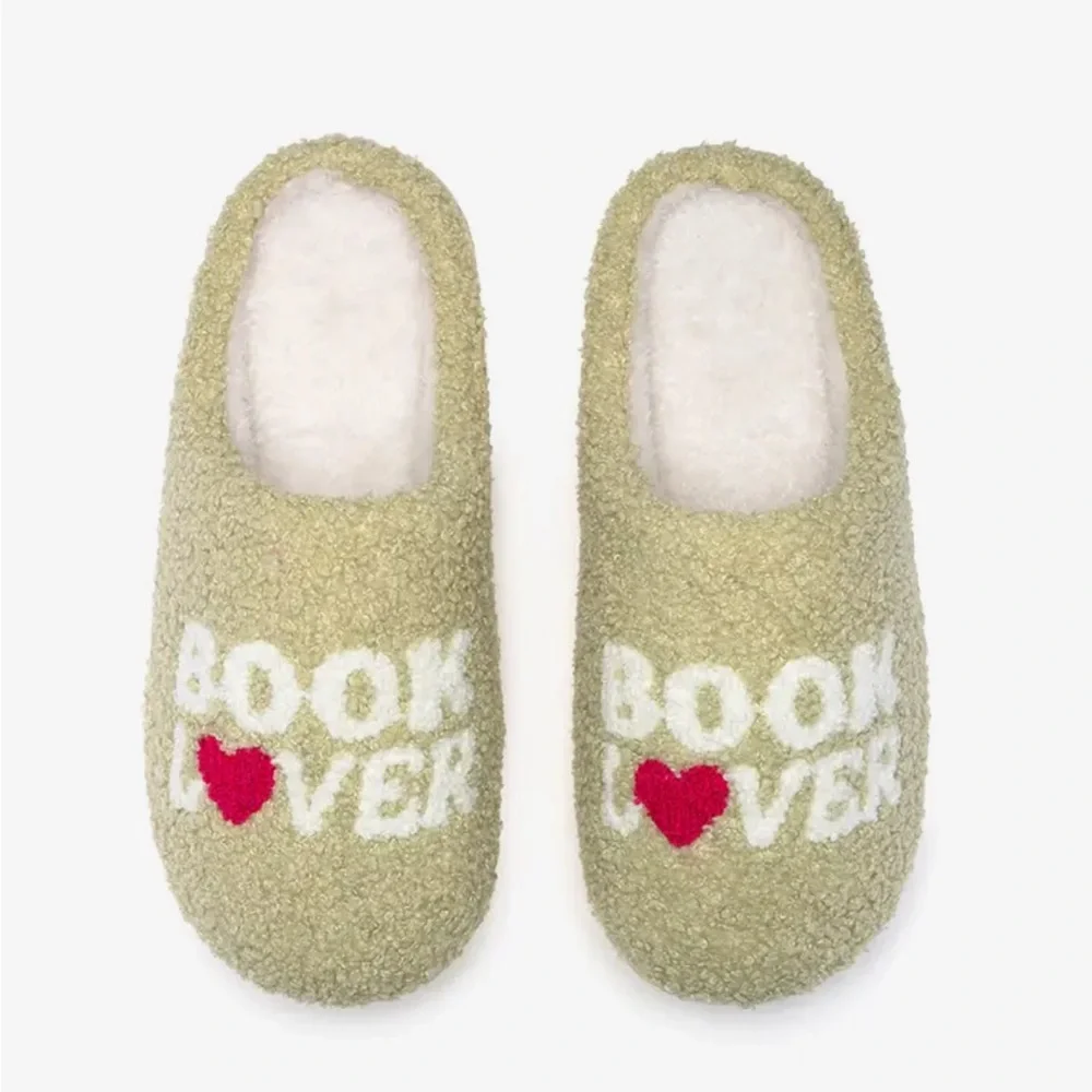 Book Lover Slippers - Picture 1 of 2